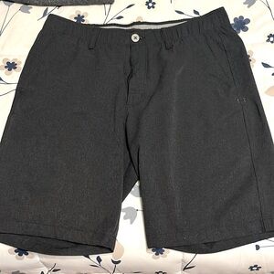 Mens UA golf shorts